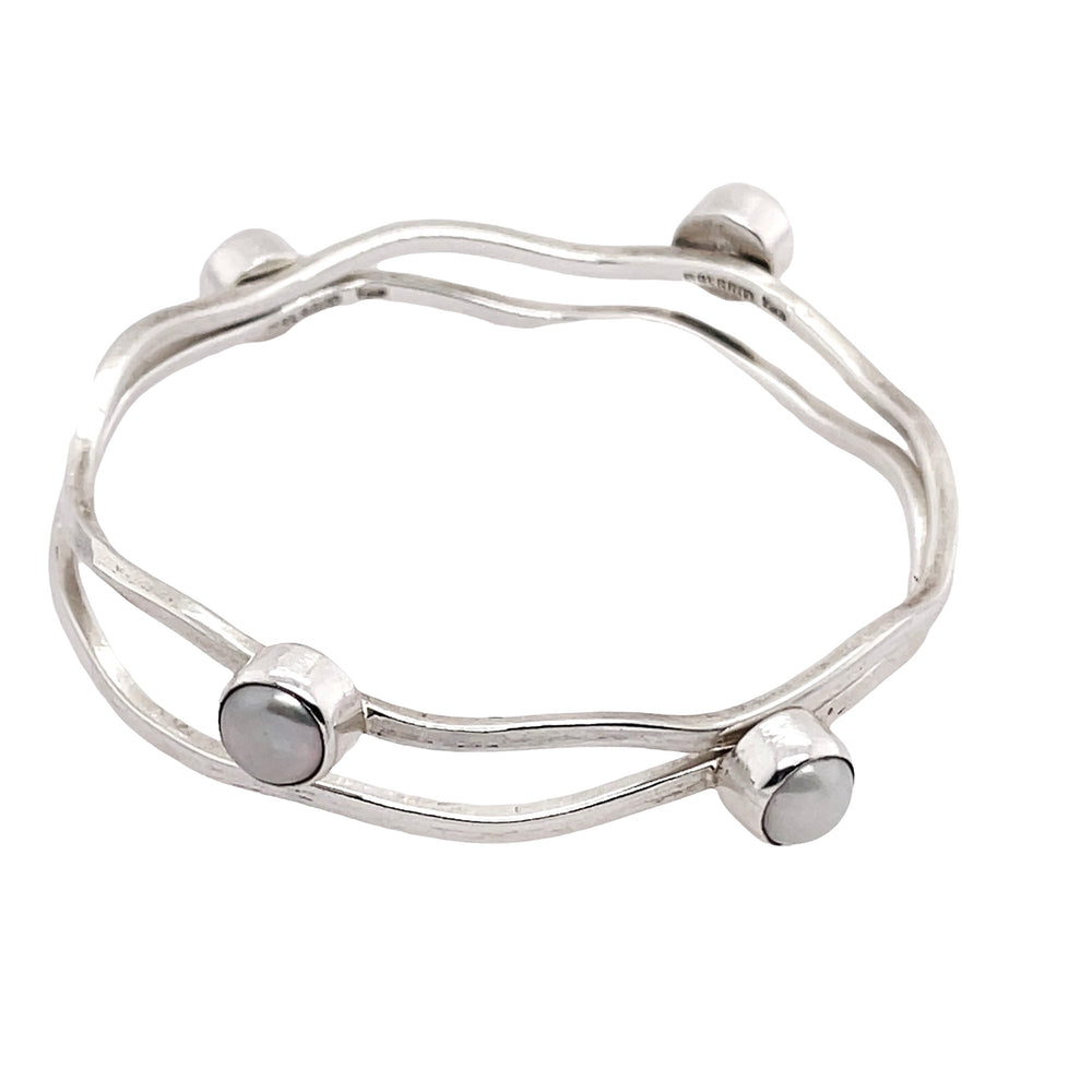 STERLING SILVER DOUBLE FRESHWATER PEARL WAVY BANGLE
