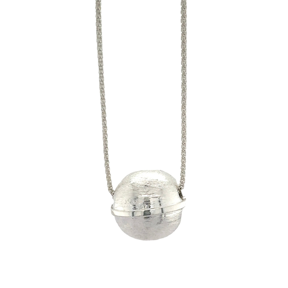 STERLING SILVER SPHERE 24 WITH CHAIN