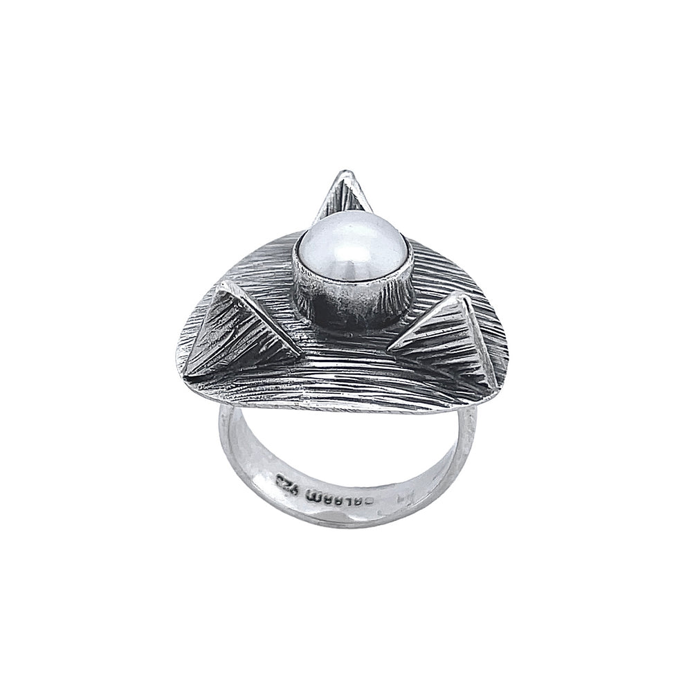 STERLING SILVER FRESH WATER PEARL AND SPIKES TIRANGLE ADJUSTABLE RING