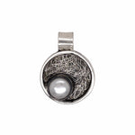 STERLING SILVER FRESHWATER PEARL DISK WITH LIP PENDANT