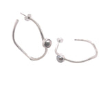 STERLING SILVER FRESHWATER PEARL WAVY HOOP